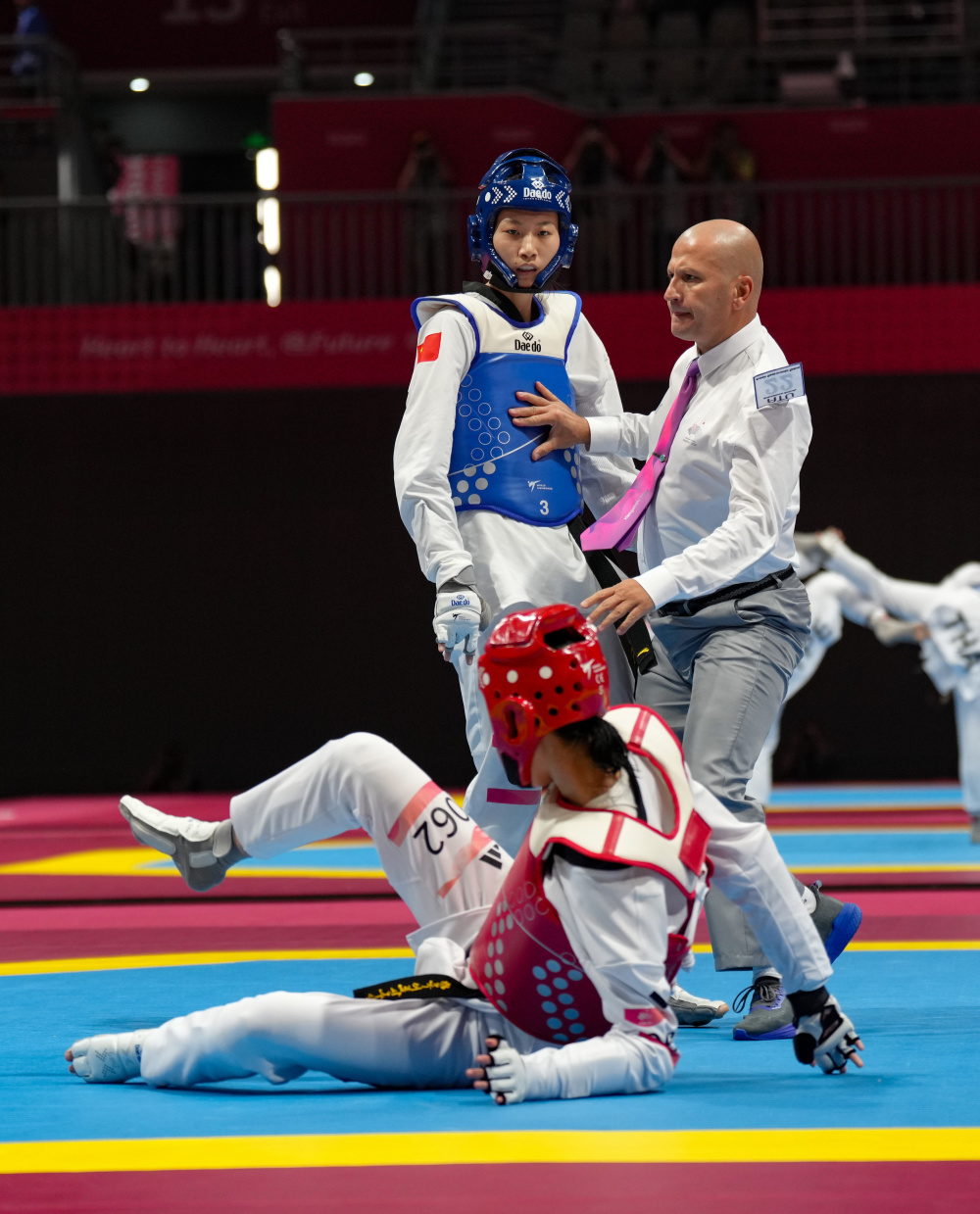 开云体育官网-跆拳道比赛中，韩国选手夺得头筹