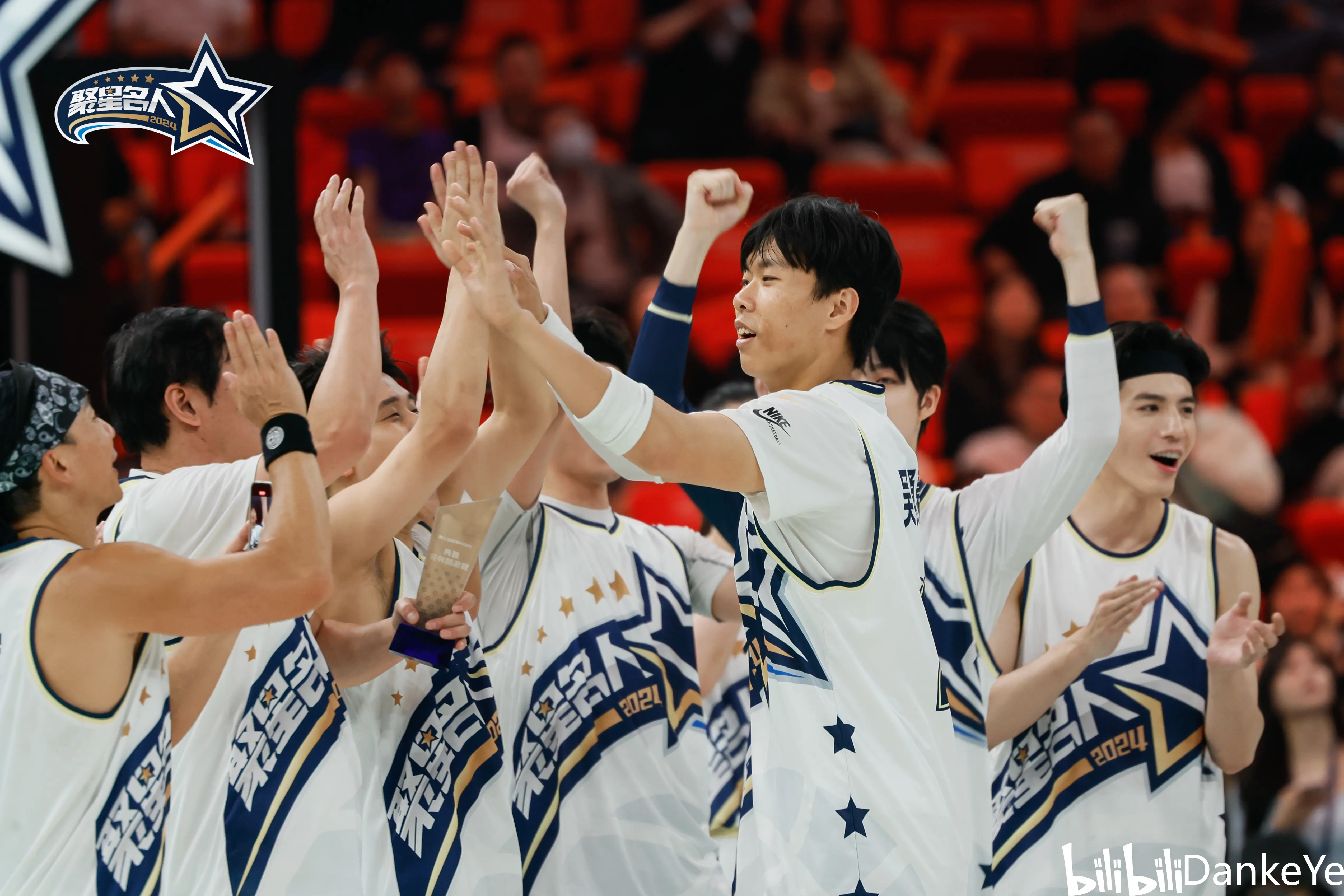 球员们在赛场上展现出了顶尖的技术