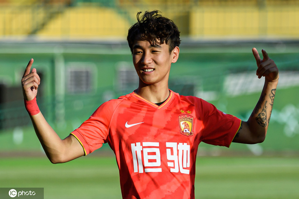 开云体育官方登录入口-热身赛中球员状态佳，表现出色